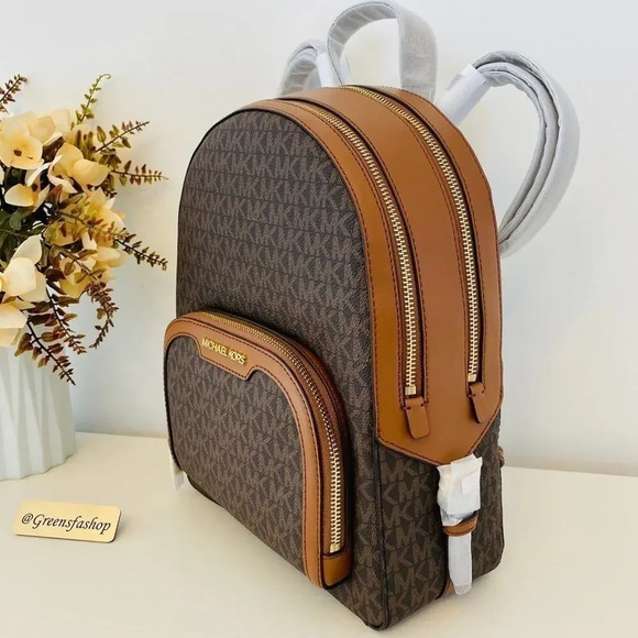 NWT Michael Kors Jaycee Medium Zip Pocket Backpack & wallet brown - Picture 3 of 11